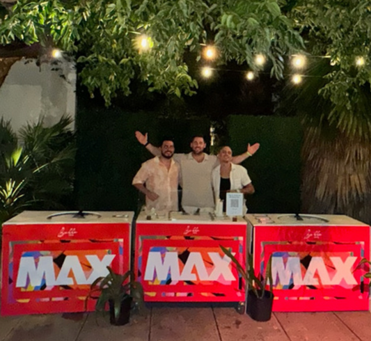 800 ice creams for Adobe